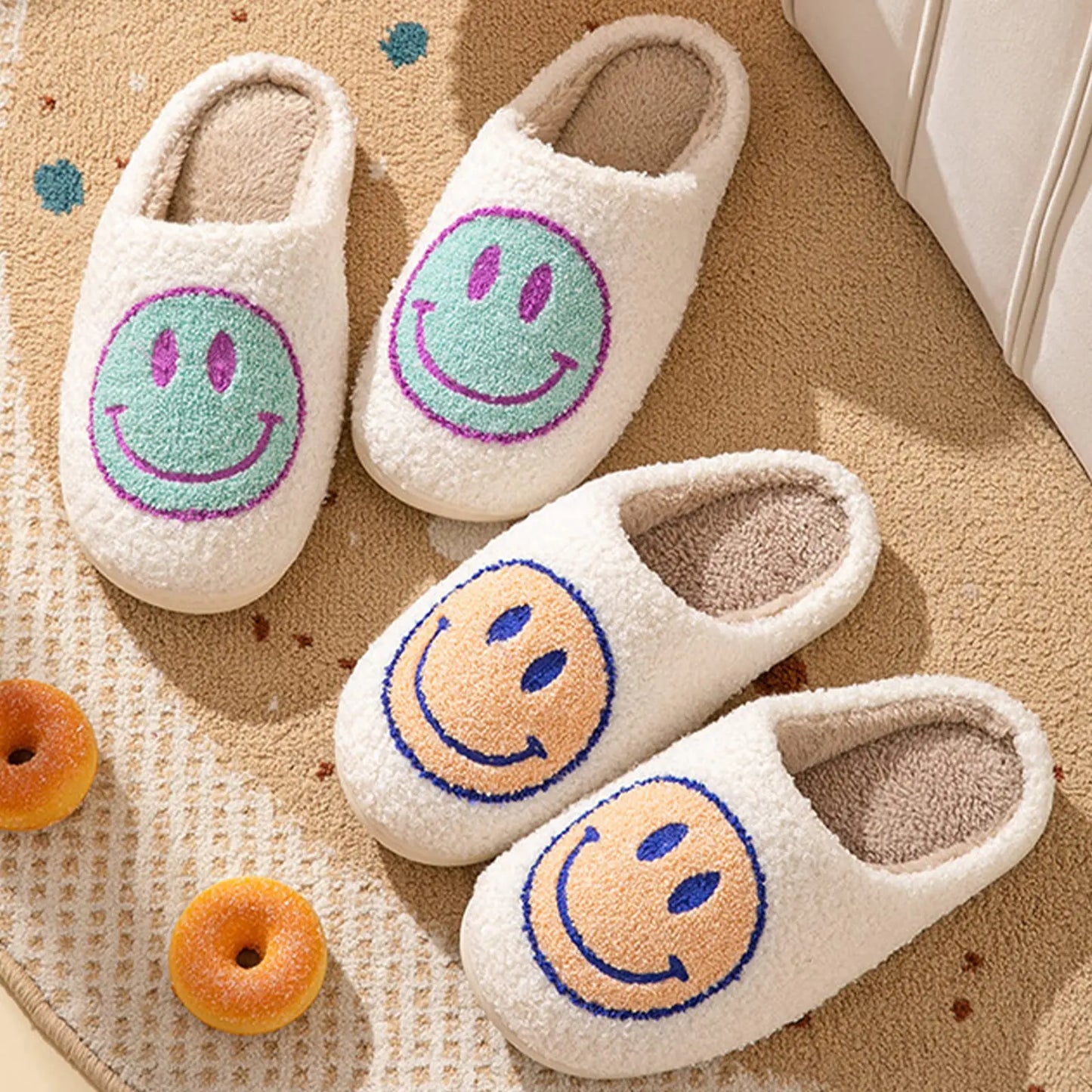 Smile Face Slippers for Women, Soft Plush Smile Slippers Retro Preppy Slippers with Smile Face Happy Face Slippers Slip-on Cozy Indoor Outdoor Slippers 8.5-9.5 Women/8-9 Men Orange